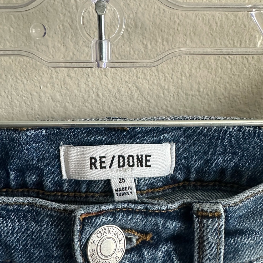 Re/Done 70s stove pipe Jean size 25 - mid 70s wash - Picture 2 of 5